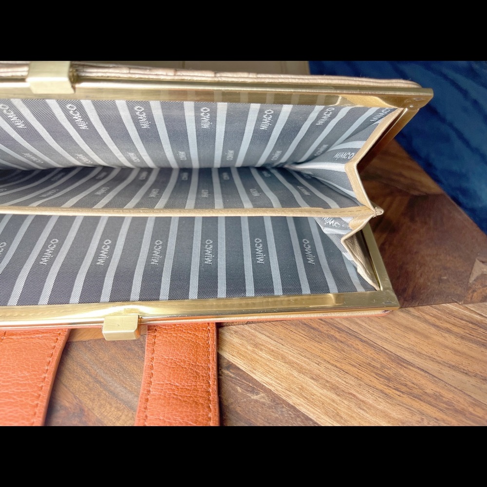 Mimics travel wallet - Picture 5 of 13